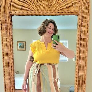 Meet your Posher, Hillary